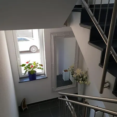 Hochwertige 85Qm-Wohnung In Wuppertal-Vohwinkel Exterior photo