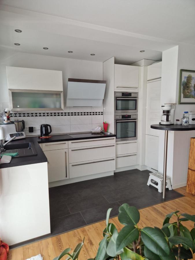 Apartment Hochwertige 85qm-wohnung In Wuppertal-vohwinkel *